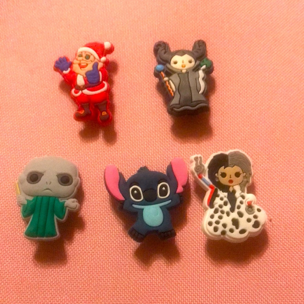 Croc charms